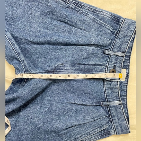 Aritzia Wilfred High Waisted Pleated Wide Leg Denim Jeans - Picture 4 of 12